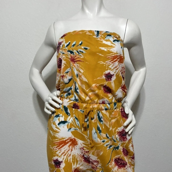 Toxic3 NWT Mustard Yellow Floral Print Strapless Jumpsuit Size M - Picture 2 of 7